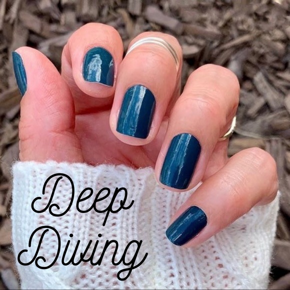 5/$50 Color Street Deep Diving Nail Strips - Picture 1 of 17